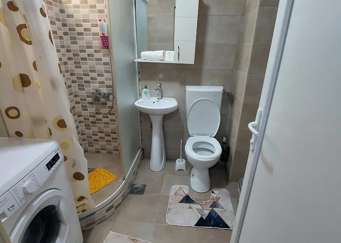 Axios Apartment